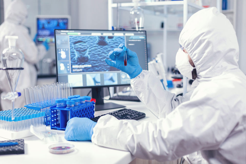02-about Biotech Investment Specialist